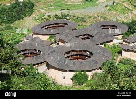  Hakka Tulou: Skarb architektury i niezwykła opowieść o integracji społecznej!