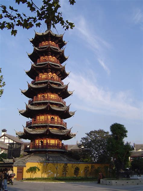 Pagoda Wuliangsi -  Wspaniały Pomnik Historii i Arcydzieło Architektury!